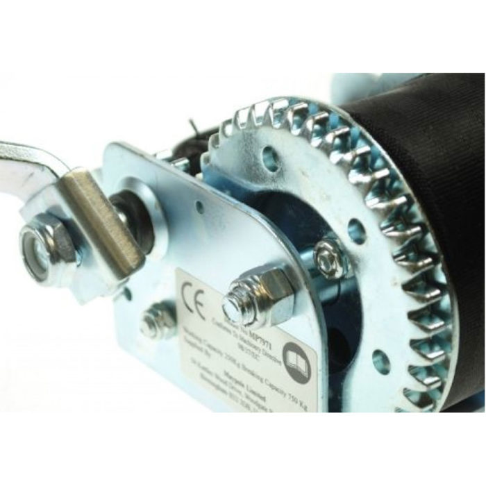 Winch with strap and hook, 250kg working capacity - Image 2