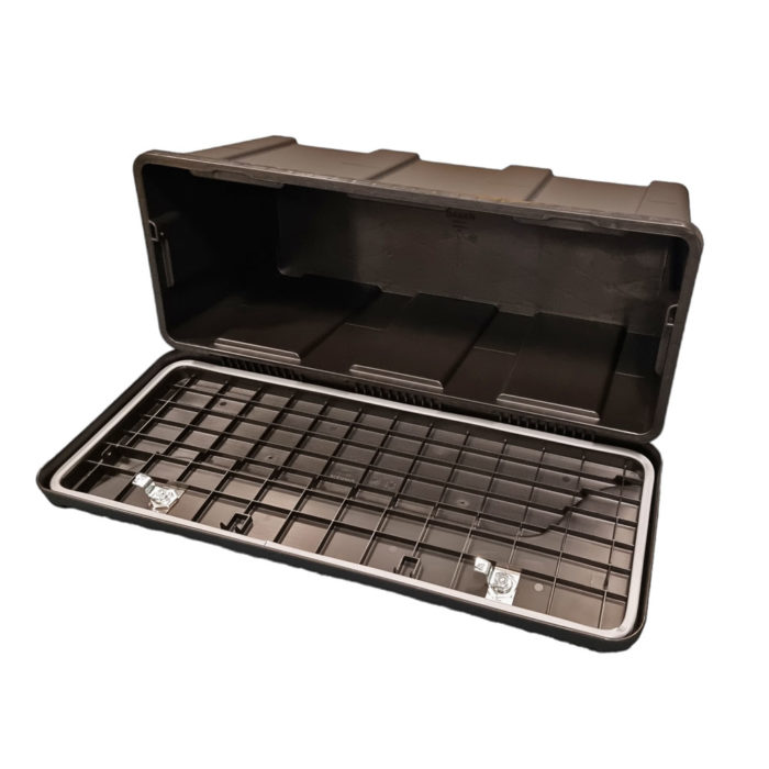 Medium Lockable Plastic Toolbox - Image 4